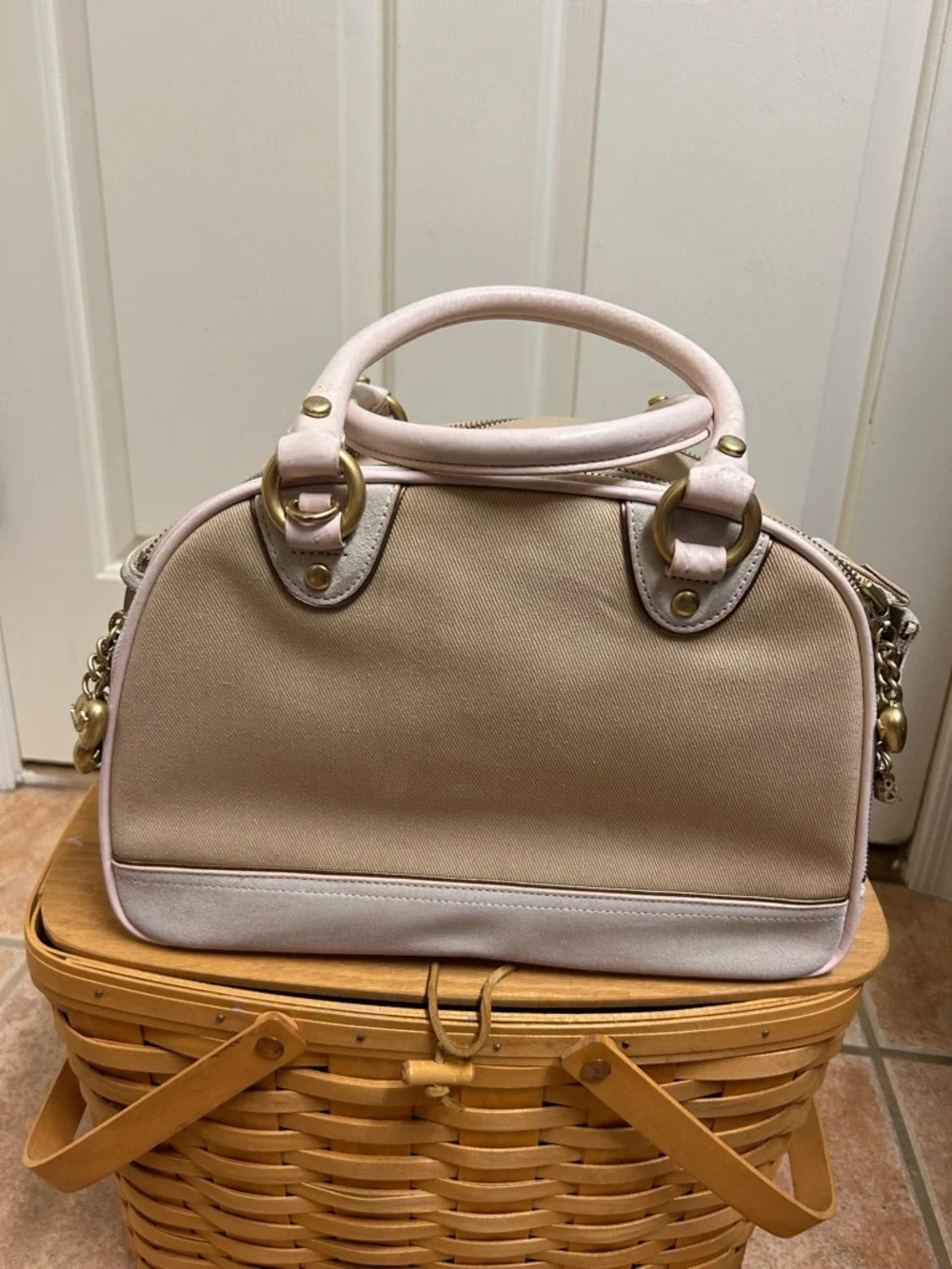Juicy Couture Beige and Light Pink Dog Carrier Bag